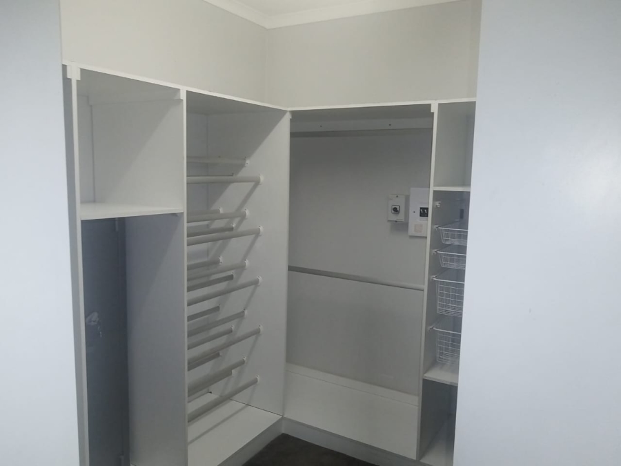 To Let 3 Bedroom Property for Rent in Hillsboro Free State